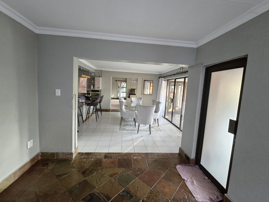 4 Bedroom Property for Sale in Reyno Ridge Mpumalanga