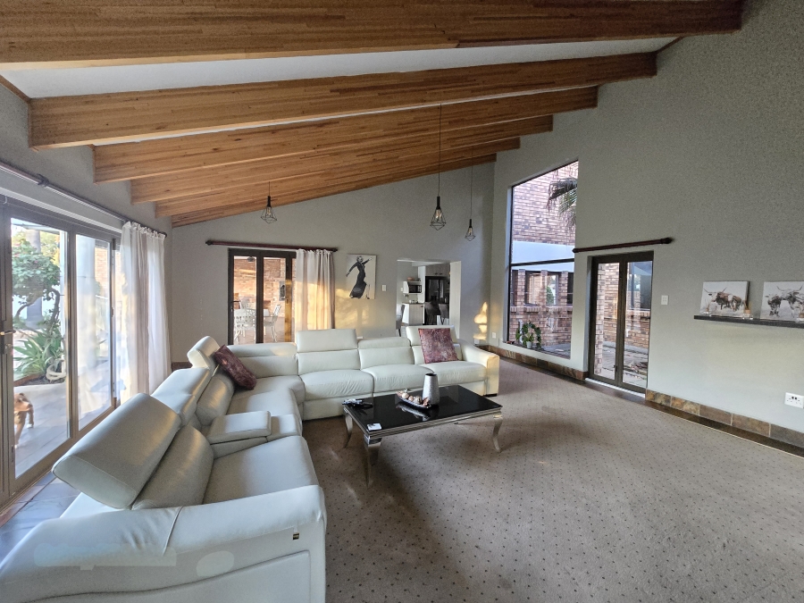 4 Bedroom Property for Sale in Reyno Ridge Mpumalanga