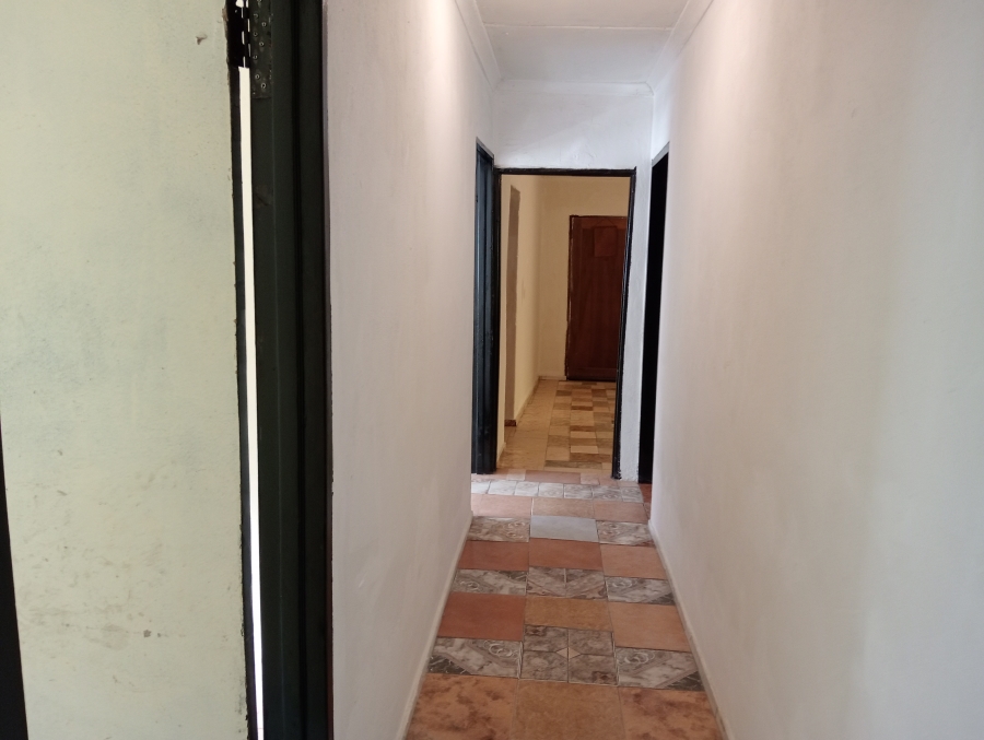 To Let 2 Bedroom Property for Rent in Witbank Rural Mpumalanga