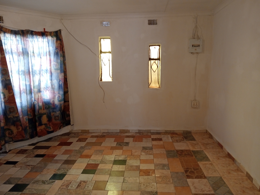 To Let 2 Bedroom Property for Rent in Witbank Rural Mpumalanga