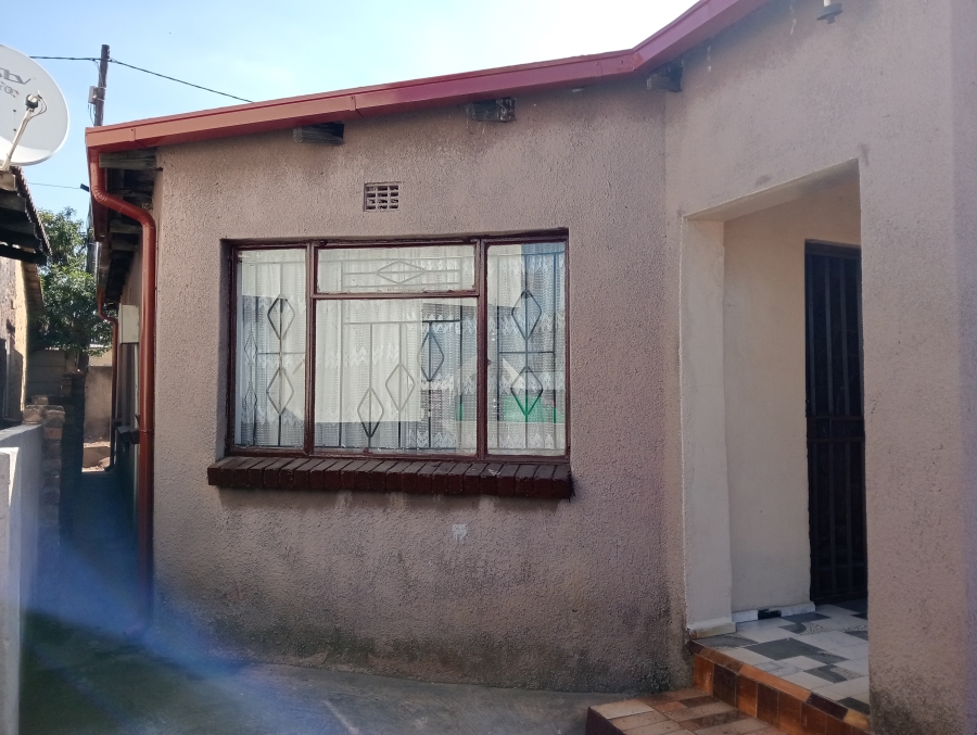 To Let 2 Bedroom Property for Rent in Witbank Rural Mpumalanga