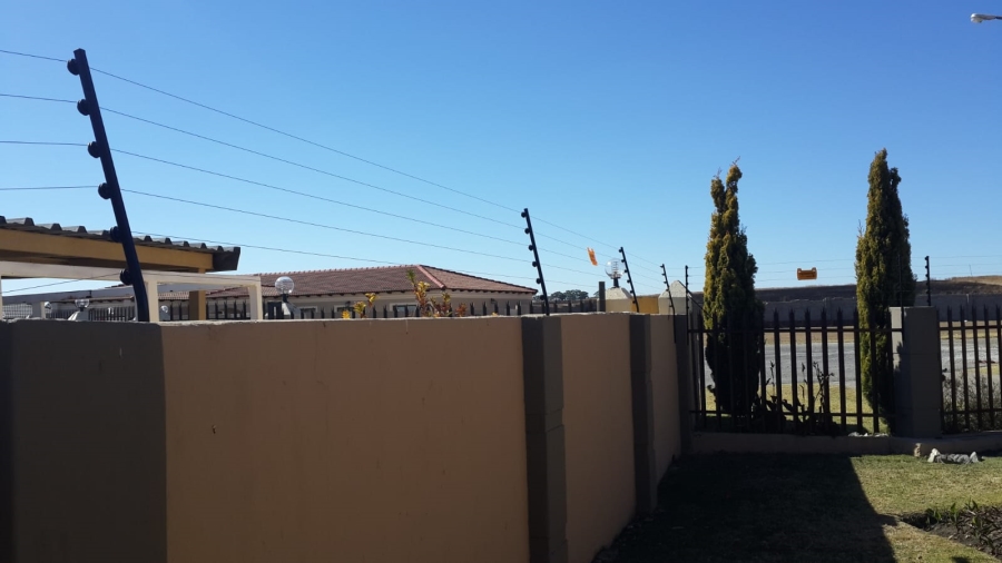 To Let 3 Bedroom Property for Rent in Evander Mpumalanga