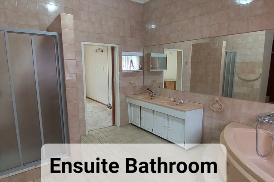 5 Bedroom Property for Sale in Gholfsig Mpumalanga