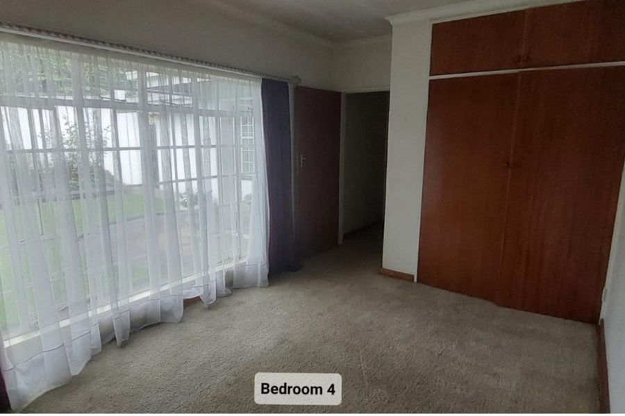 5 Bedroom Property for Sale in Gholfsig Mpumalanga