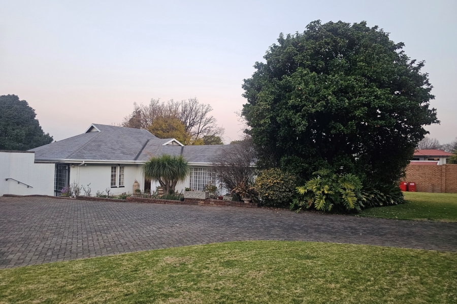 5 Bedroom Property for Sale in Gholfsig Mpumalanga