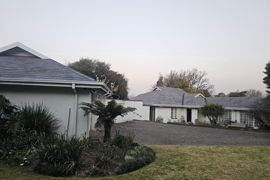 5 Bedroom Property for Sale in Gholfsig Mpumalanga