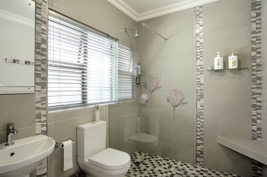 4 Bedroom Property for Sale in The Rest Nature Estate Mpumalanga