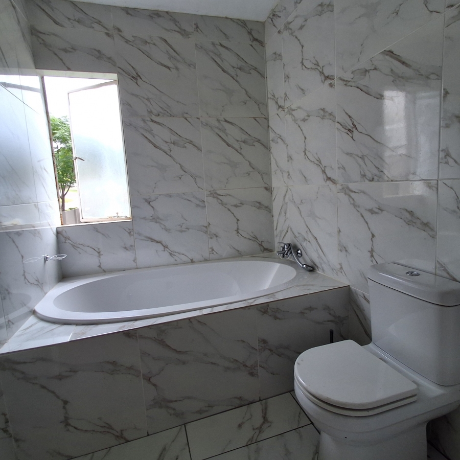 2 Bedroom Property for Sale in Nelspruit Ext 29 Mpumalanga