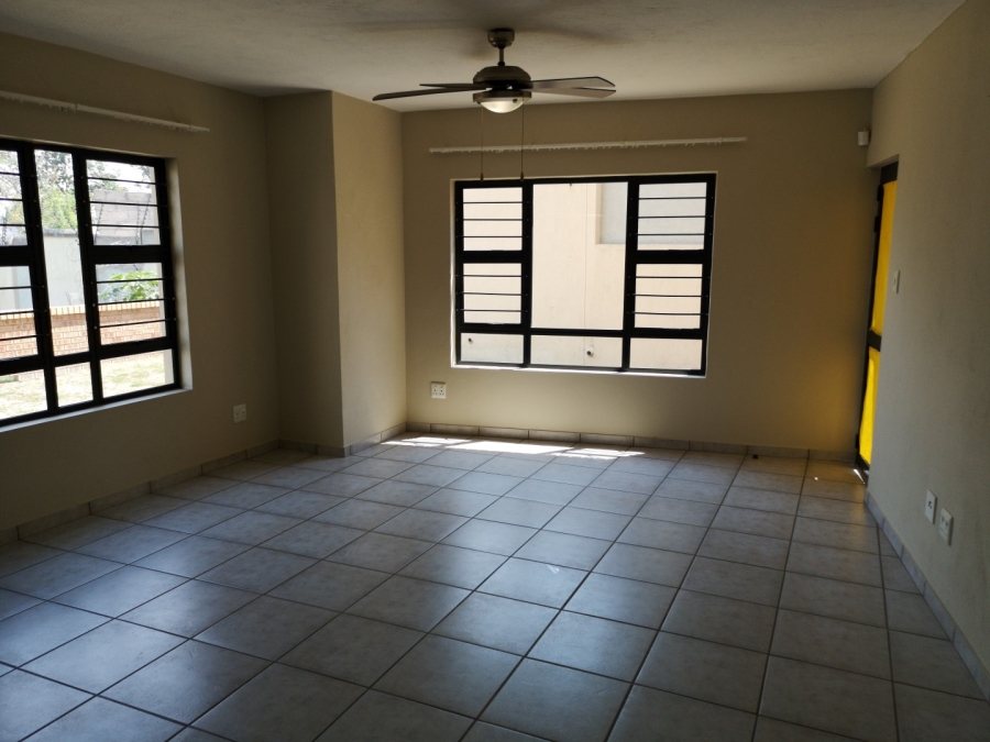 To Let 2 Bedroom Property for Rent in Stonehenge Mpumalanga