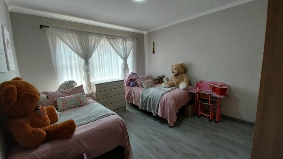 2 Bedroom Property for Sale in Trichardt Mpumalanga