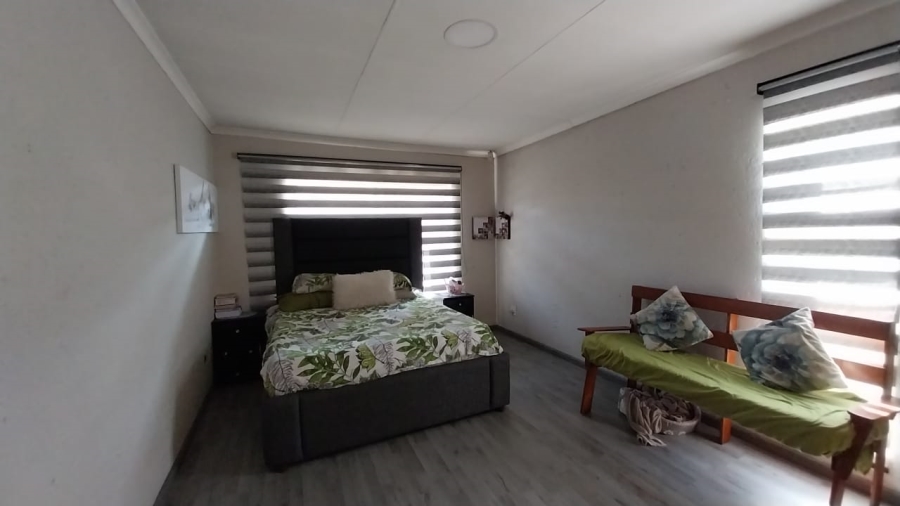 2 Bedroom Property for Sale in Trichardt Mpumalanga