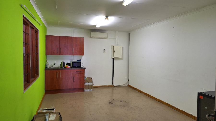 To Let commercial Property for Rent in Riverside Park Mpumalanga