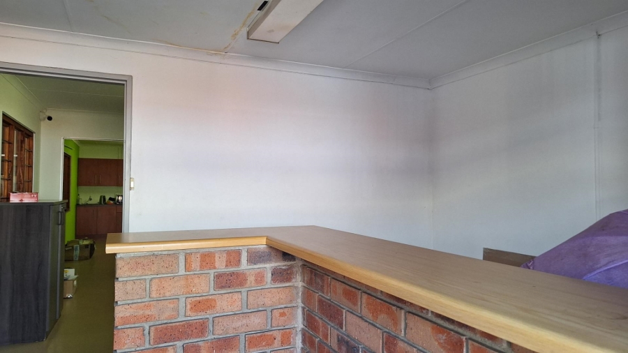 To Let commercial Property for Rent in Riverside Park Mpumalanga