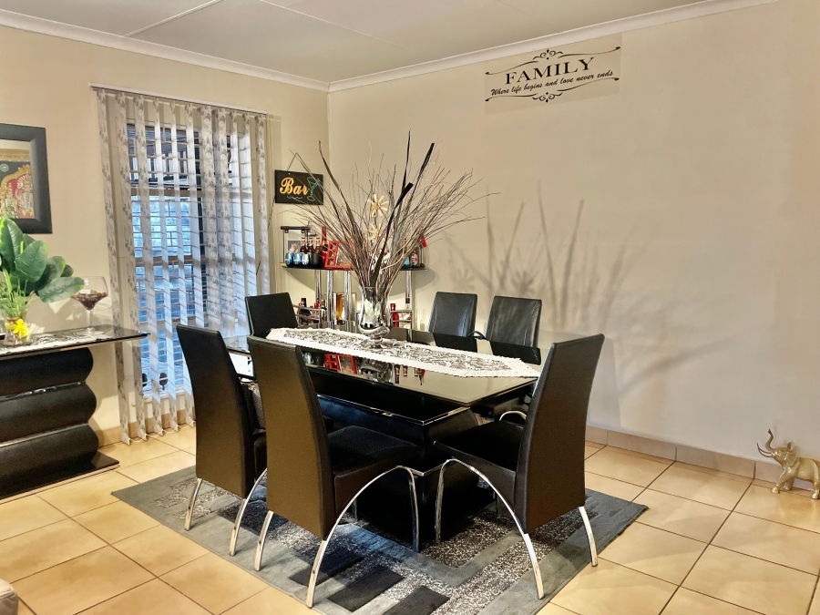 4 Bedroom Property for Sale in Cosmosrand Mpumalanga
