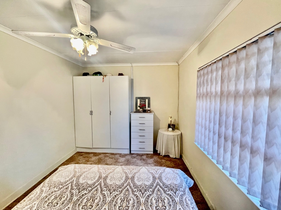 4 Bedroom Property for Sale in Cosmosrand Mpumalanga