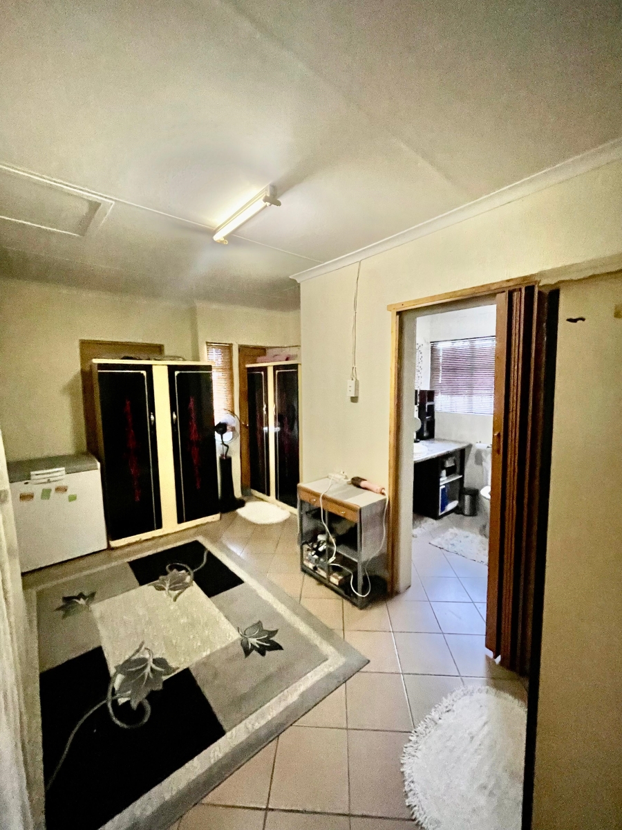 4 Bedroom Property for Sale in Cosmosrand Mpumalanga