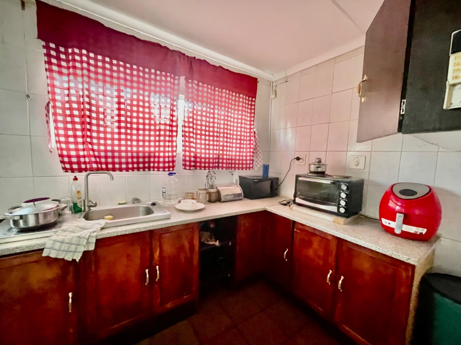 4 Bedroom Property for Sale in Cosmosrand Mpumalanga