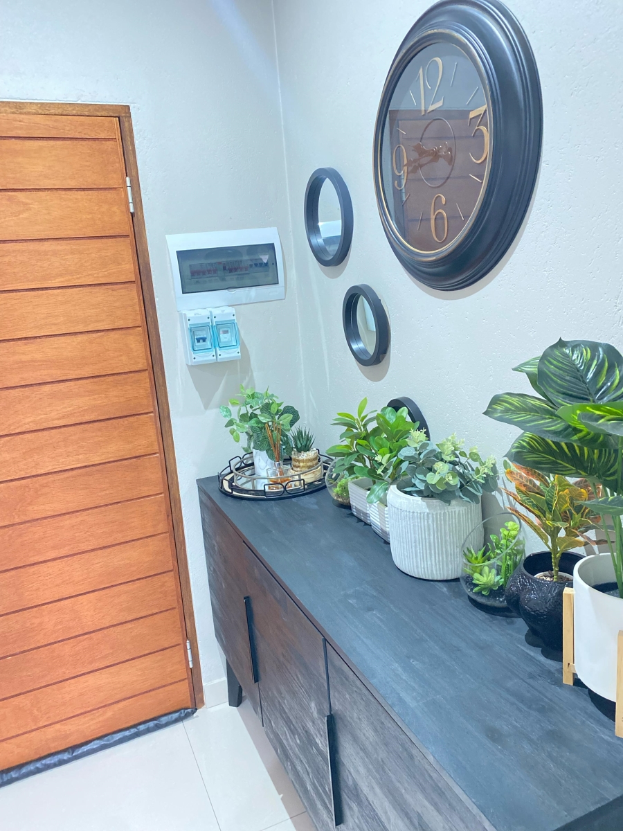 3 Bedroom Property for Sale in Stonehenge Mpumalanga