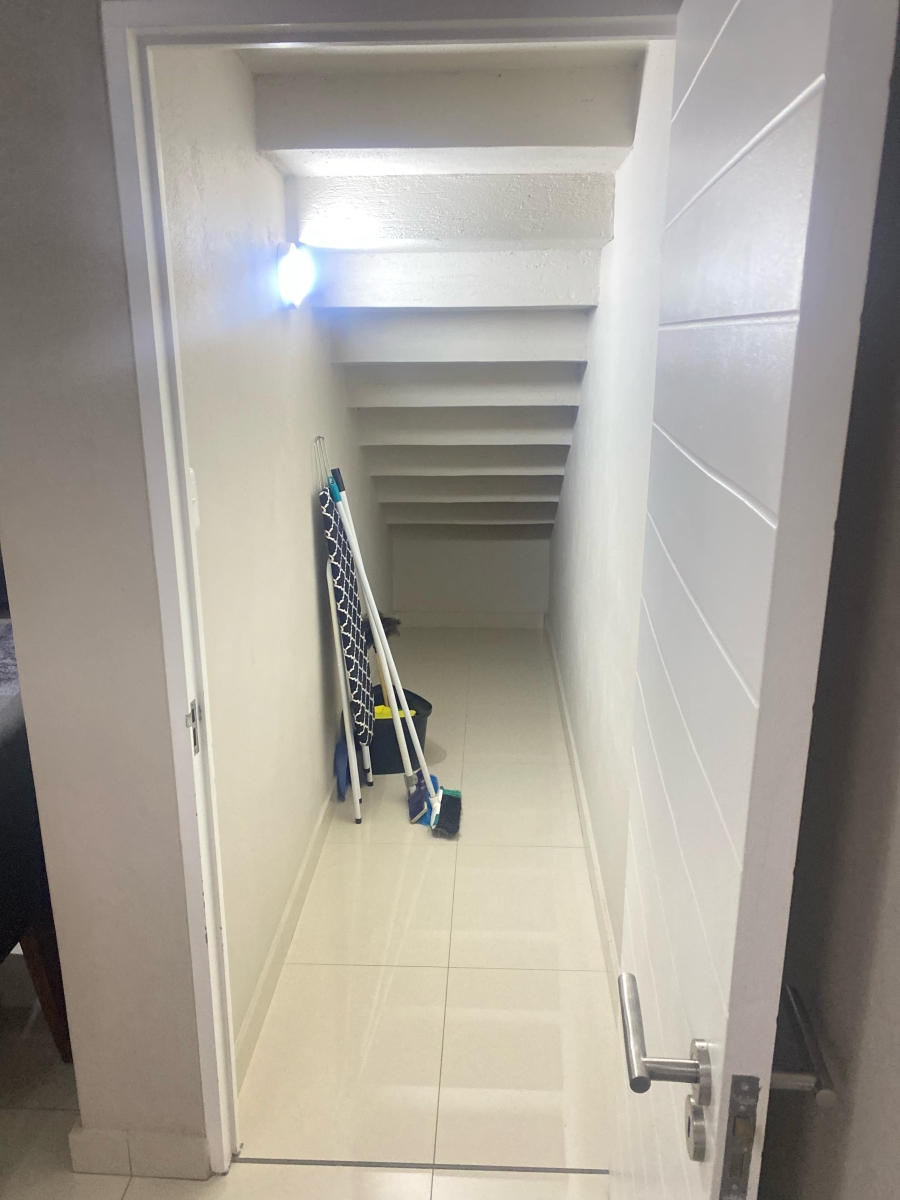 3 Bedroom Property for Sale in Stonehenge Mpumalanga