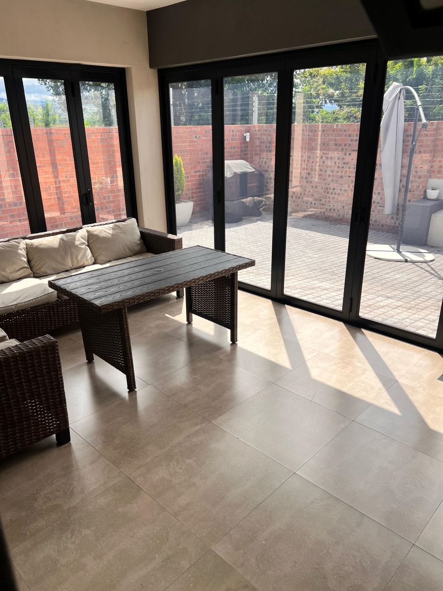 3 Bedroom Property for Sale in Stonehenge Mpumalanga