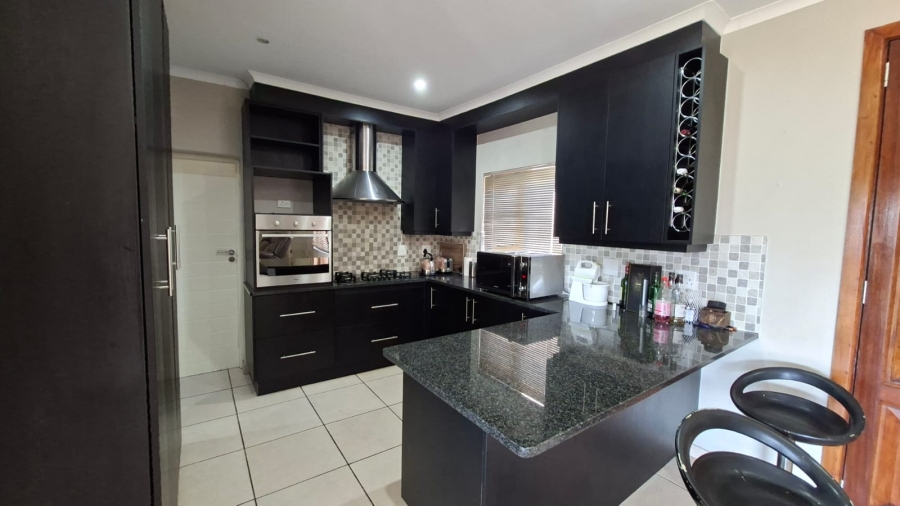 To Let 3 Bedroom Property for Rent in Ntulo Wildlife Estate Mpumalanga