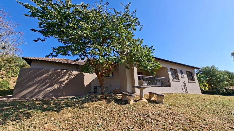 To Let 3 Bedroom Property for Rent in Ntulo Wildlife Estate Mpumalanga