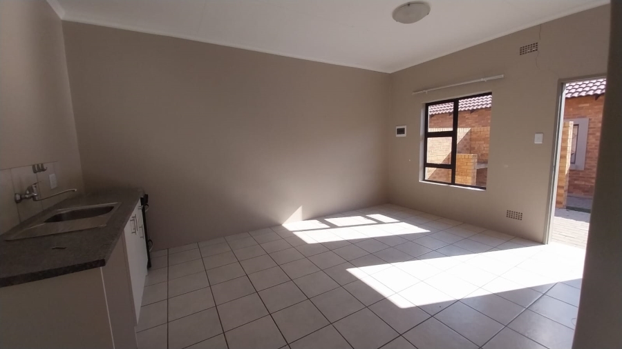 To Let 3 Bedroom Property for Rent in Terra Nova Mpumalanga