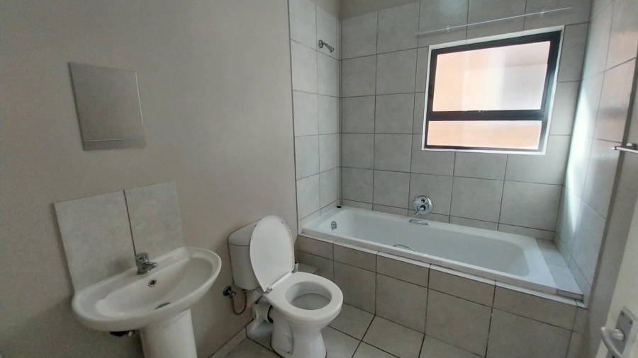 To Let 3 Bedroom Property for Rent in Terra Nova Mpumalanga