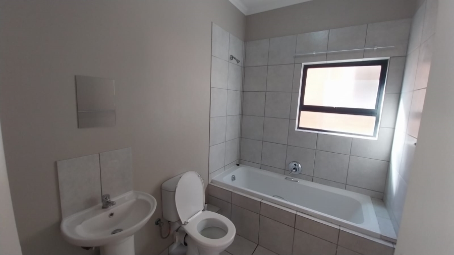 To Let 3 Bedroom Property for Rent in Terra Nova Mpumalanga