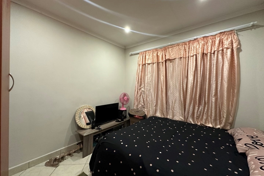2 Bedroom Property for Sale in Sonheuwel Mpumalanga