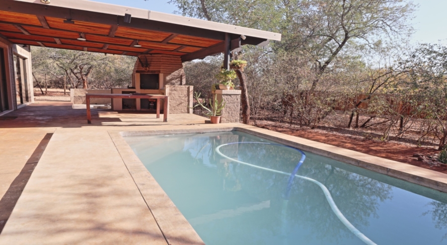 2 Bedroom Property for Sale in Marloth Park Mpumalanga
