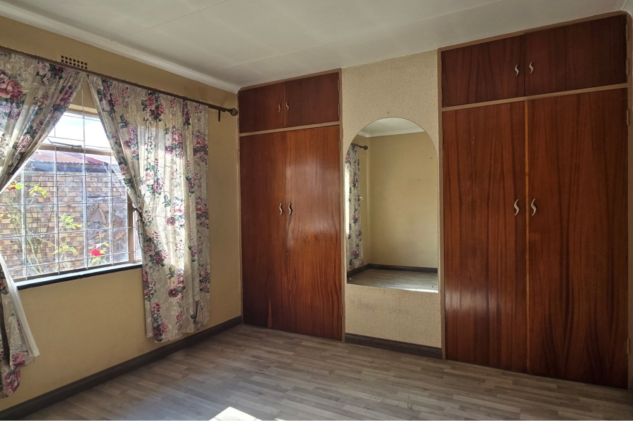 4 Bedroom Property for Sale in Mineralia Mpumalanga