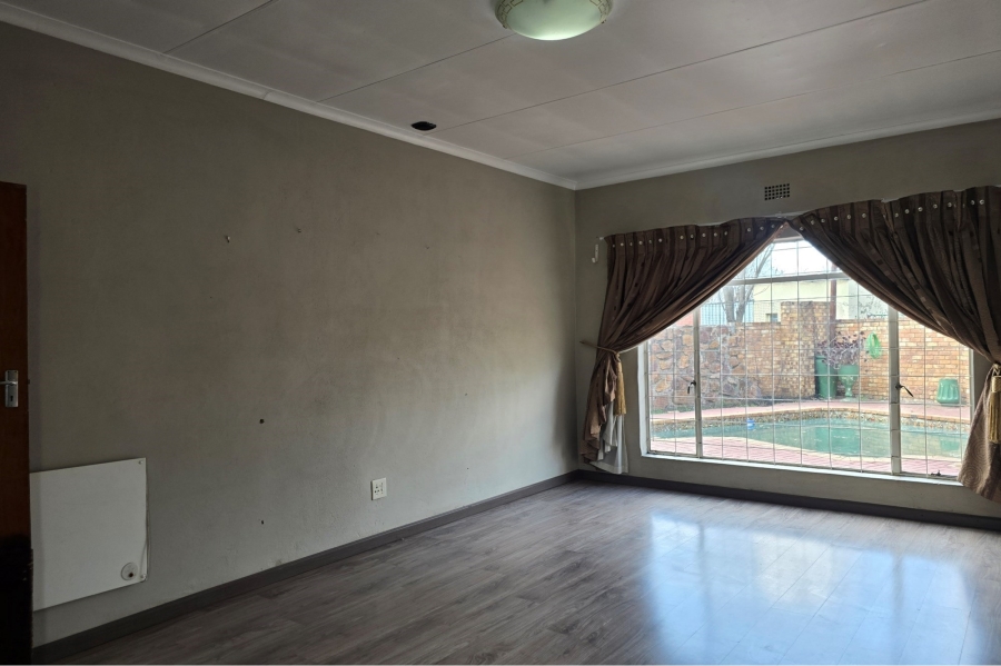 4 Bedroom Property for Sale in Mineralia Mpumalanga
