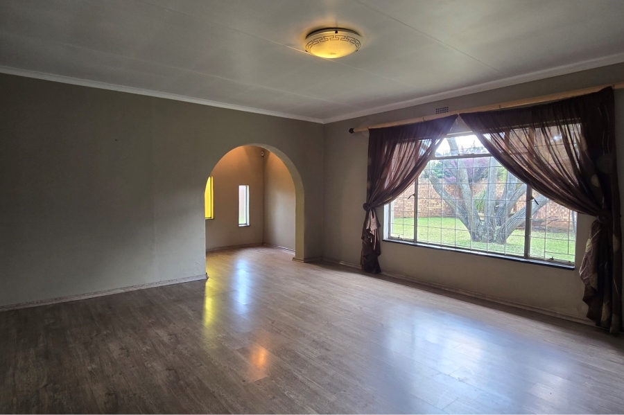 4 Bedroom Property for Sale in Mineralia Mpumalanga