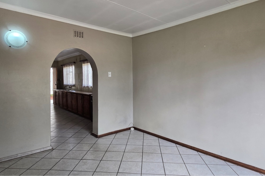 4 Bedroom Property for Sale in Mineralia Mpumalanga