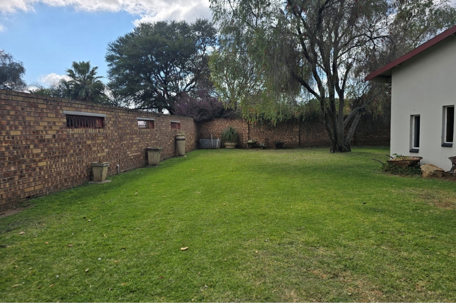 4 Bedroom Property for Sale in Mineralia Mpumalanga