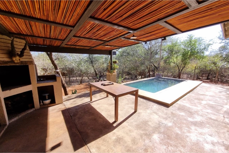 2 Bedroom Property for Sale in Marloth Park Mpumalanga