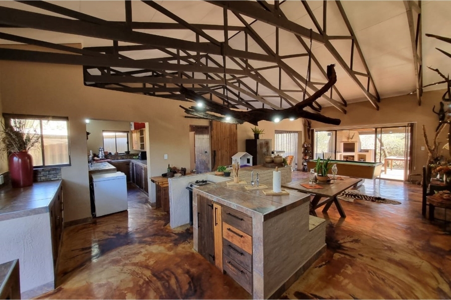 2 Bedroom Property for Sale in Marloth Park Mpumalanga