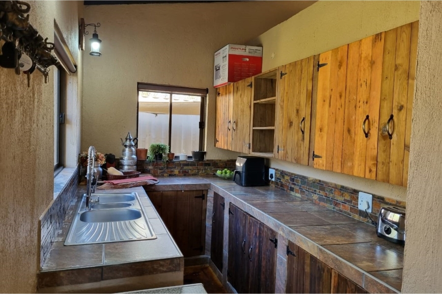 2 Bedroom Property for Sale in Marloth Park Mpumalanga