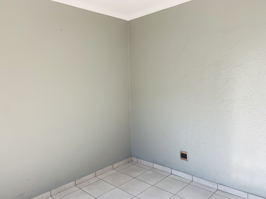 3 Bedroom Property for Sale in Middelburg Central Mpumalanga
