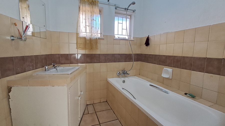 3 Bedroom Property for Sale in West Acres Ext 8 Mpumalanga