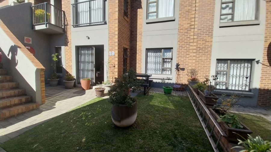 2 Bedroom Property for Sale in Terra Nova Mpumalanga