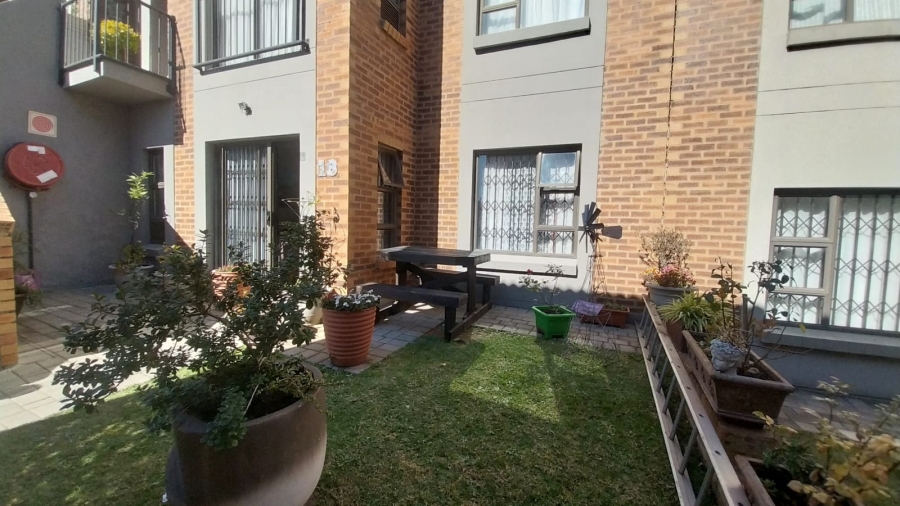 2 Bedroom Property for Sale in Terra Nova Mpumalanga