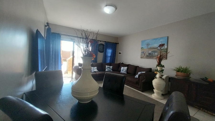 2 Bedroom Property for Sale in Terra Nova Mpumalanga