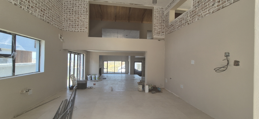 5 Bedroom Property for Sale in Elawini Lifestyle Estate Mpumalanga