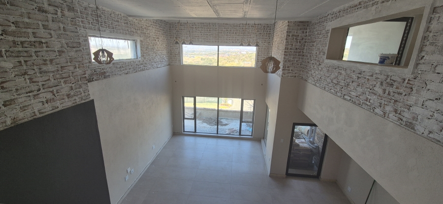 5 Bedroom Property for Sale in Elawini Lifestyle Estate Mpumalanga