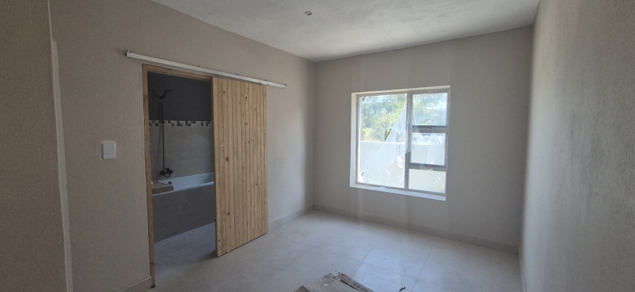 5 Bedroom Property for Sale in Elawini Lifestyle Estate Mpumalanga