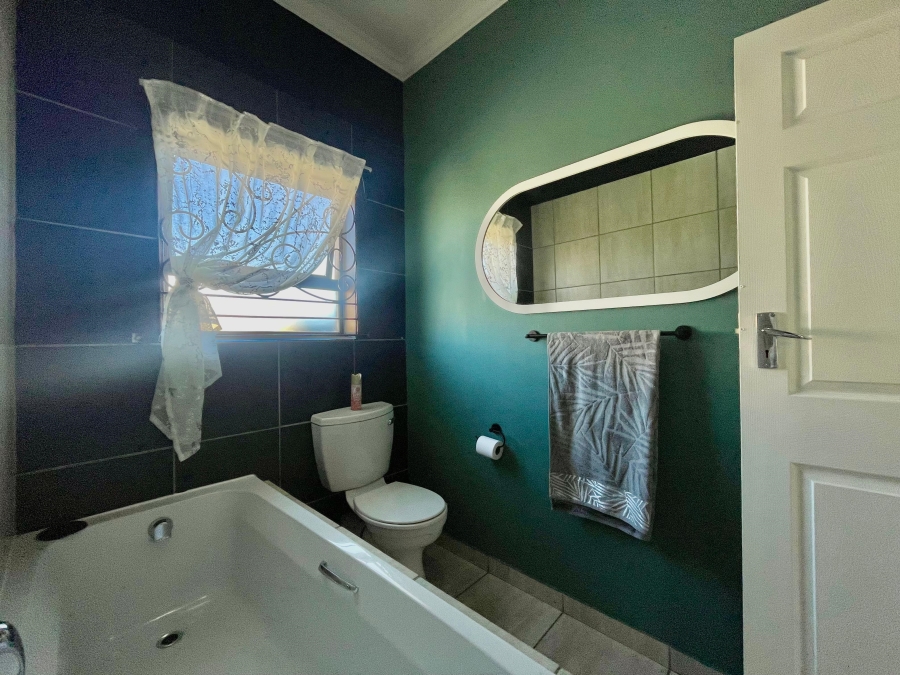 3 Bedroom Property for Sale in Terra Nova Mpumalanga