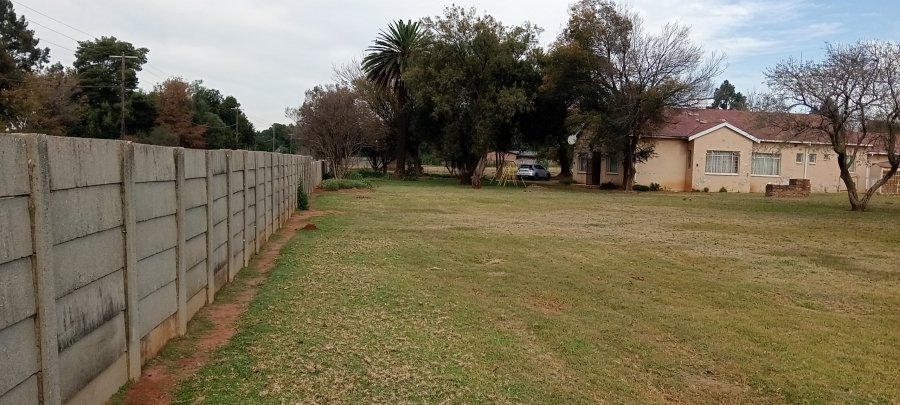 4 Bedroom Property for Sale in Rietkol AH Mpumalanga