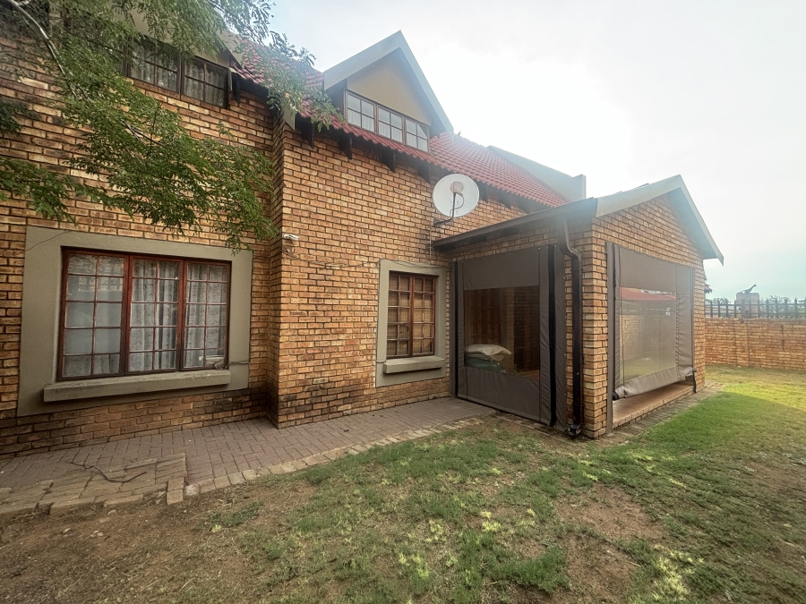 To Let 3 Bedroom Property for Rent in Reyno Ridge Mpumalanga